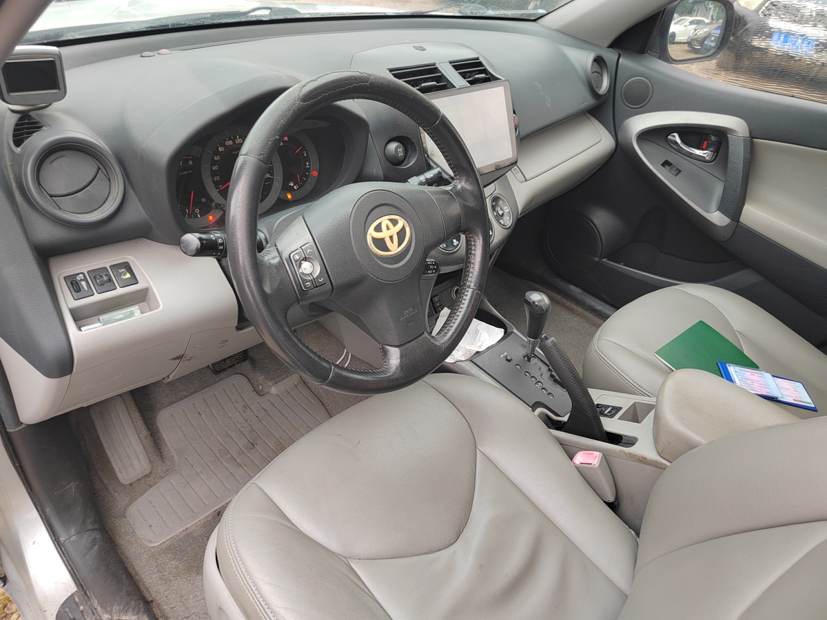 豐田 RAV4榮放  2009款 2.4L 自動(dòng)豪華版圖片