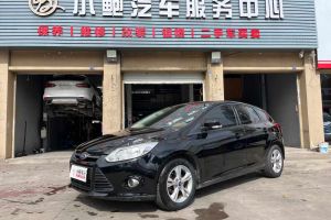 福克斯 福特 三厢 1.6L 手动舒适型