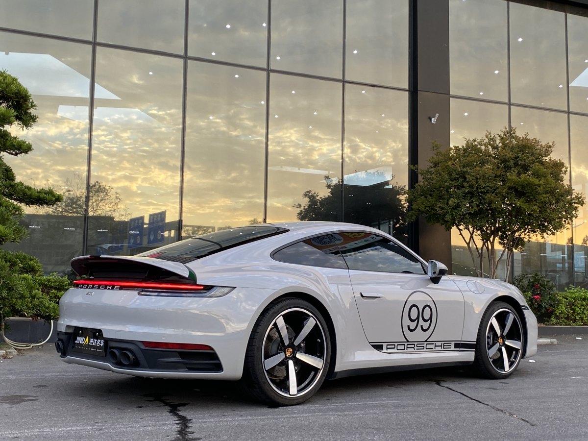 保時(shí)捷 911  2022款 Carrera 3.0T圖片