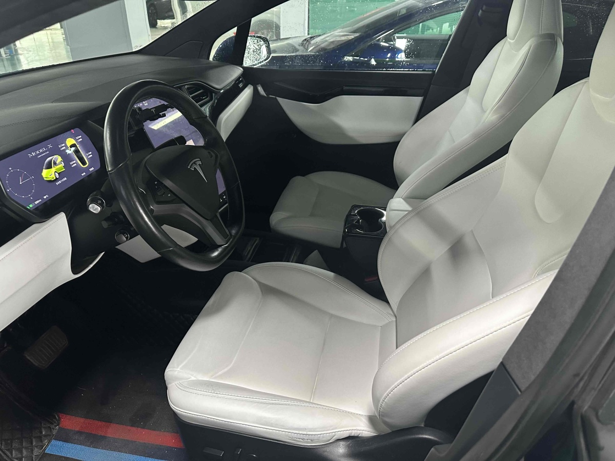 特斯拉 Model X  2020款 長續(xù)航升級版圖片