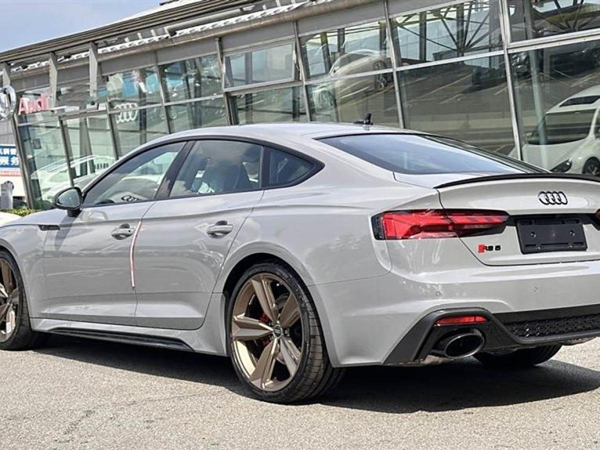 奧迪 奧迪RS 5  2021款 RS5 Sportback 暗金版圖片