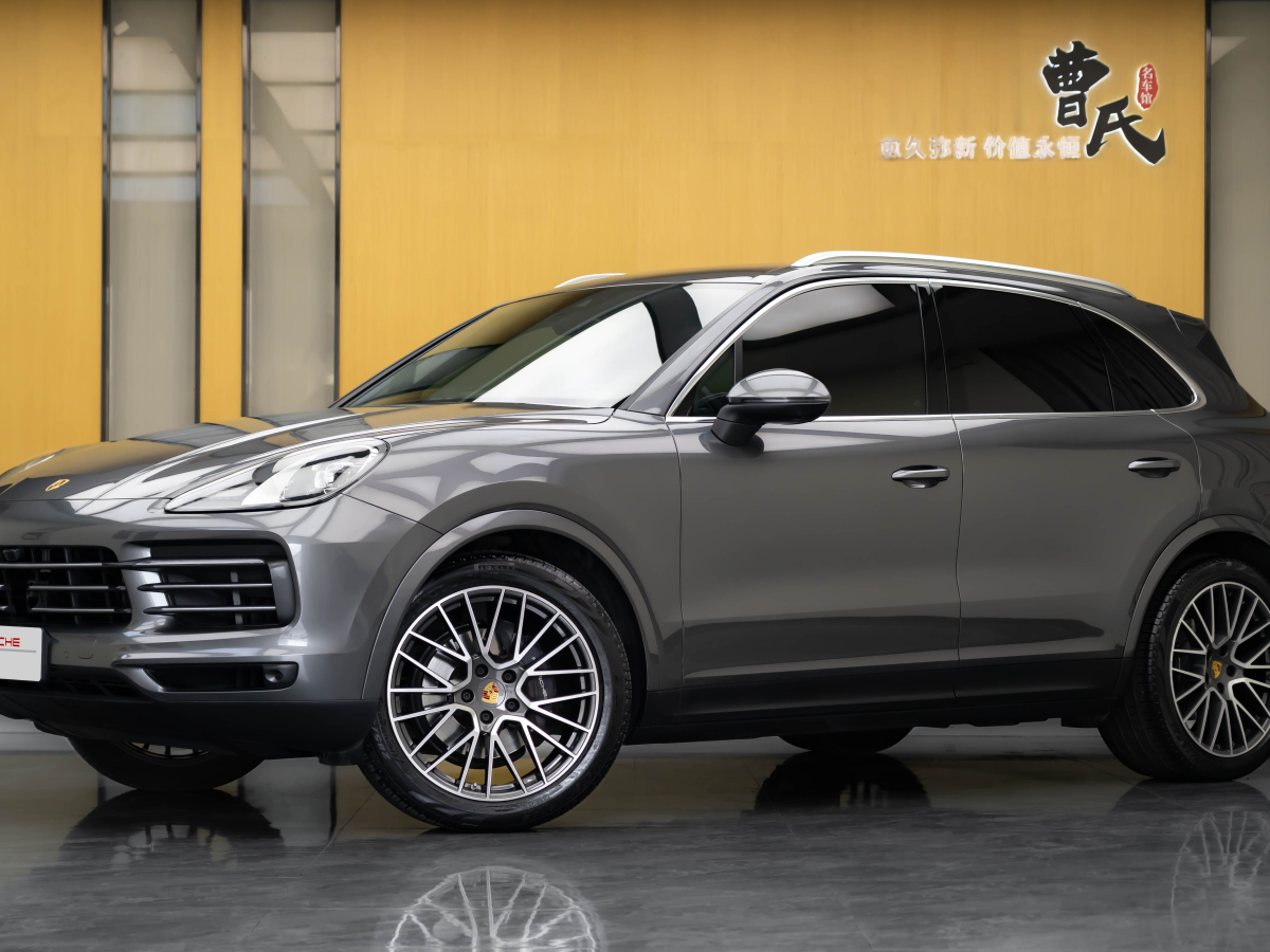 保時(shí)捷 Cayenne  2022款 Cayenne 3.0T 鉑金版圖片