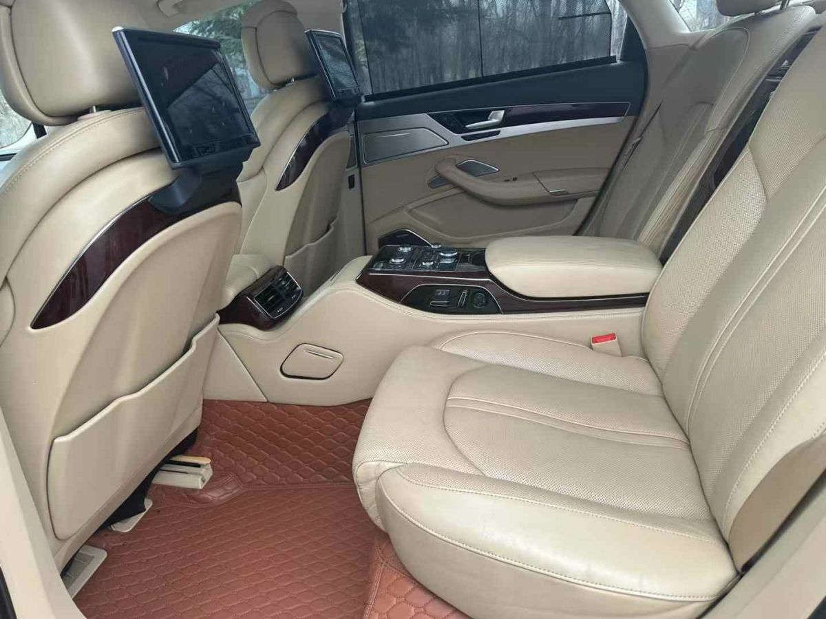 奧迪 奧迪A8  2011款 A8L W12 6.3 FSI quattro圖片