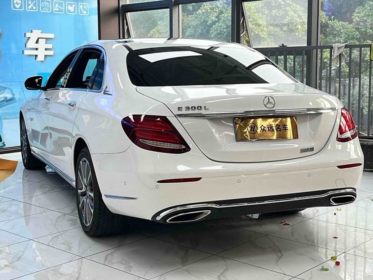 奔馳 奔馳E級  2019款 改款 E 300 L 豪華型圖片