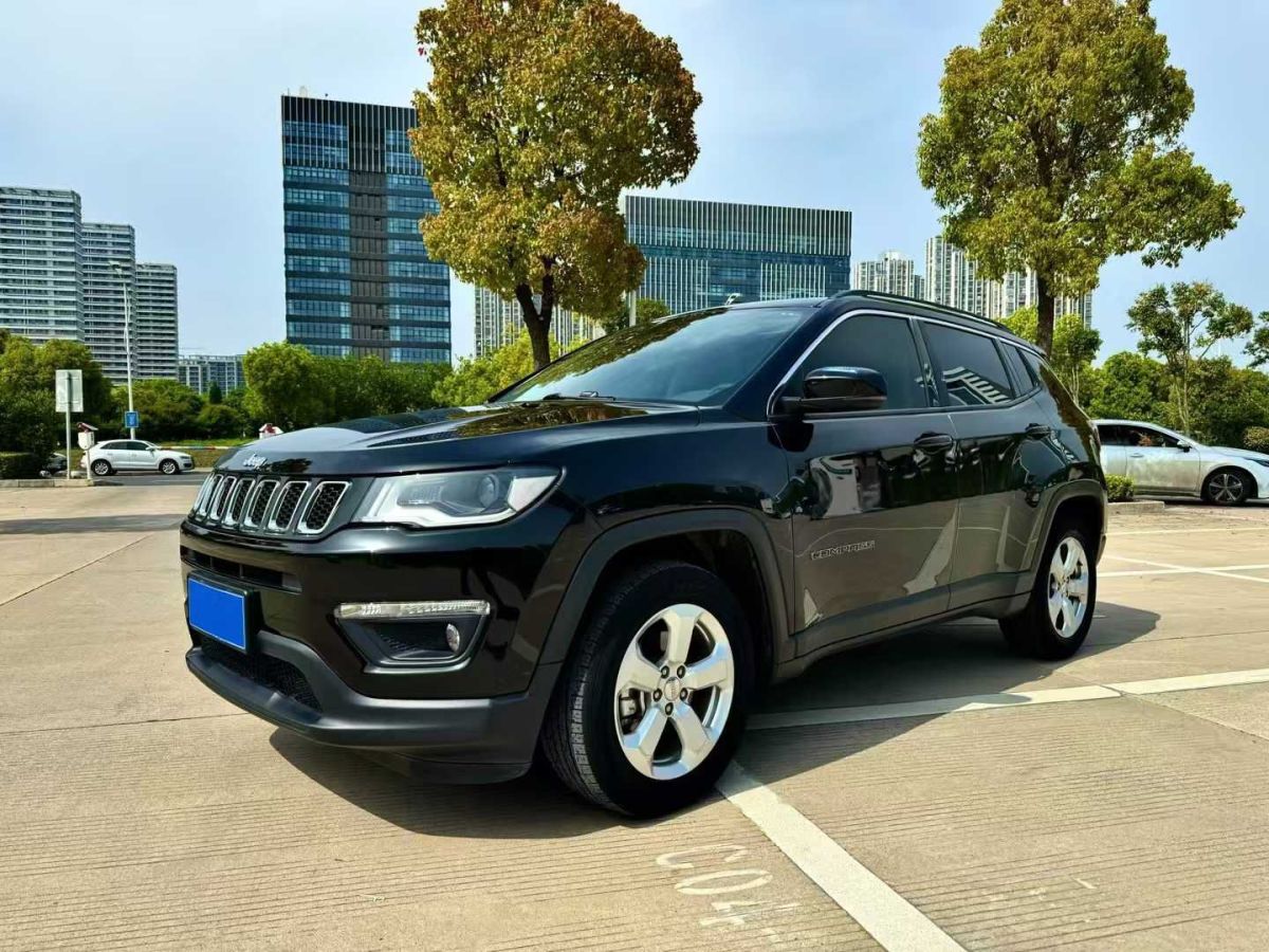 Jeep 指南者  2021款 220T 自動(dòng)精英版圖片