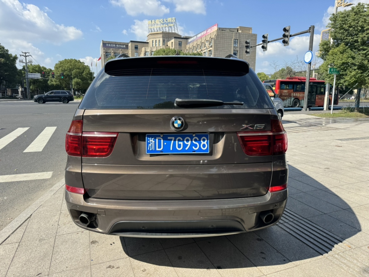 寶馬 寶馬X5  2011款 xDrive35i 領(lǐng)先型圖片