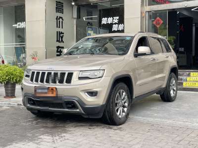 2014年11月 Jeep 大切諾基(進(jìn)口) 3.0L 舒享導(dǎo)航版圖片