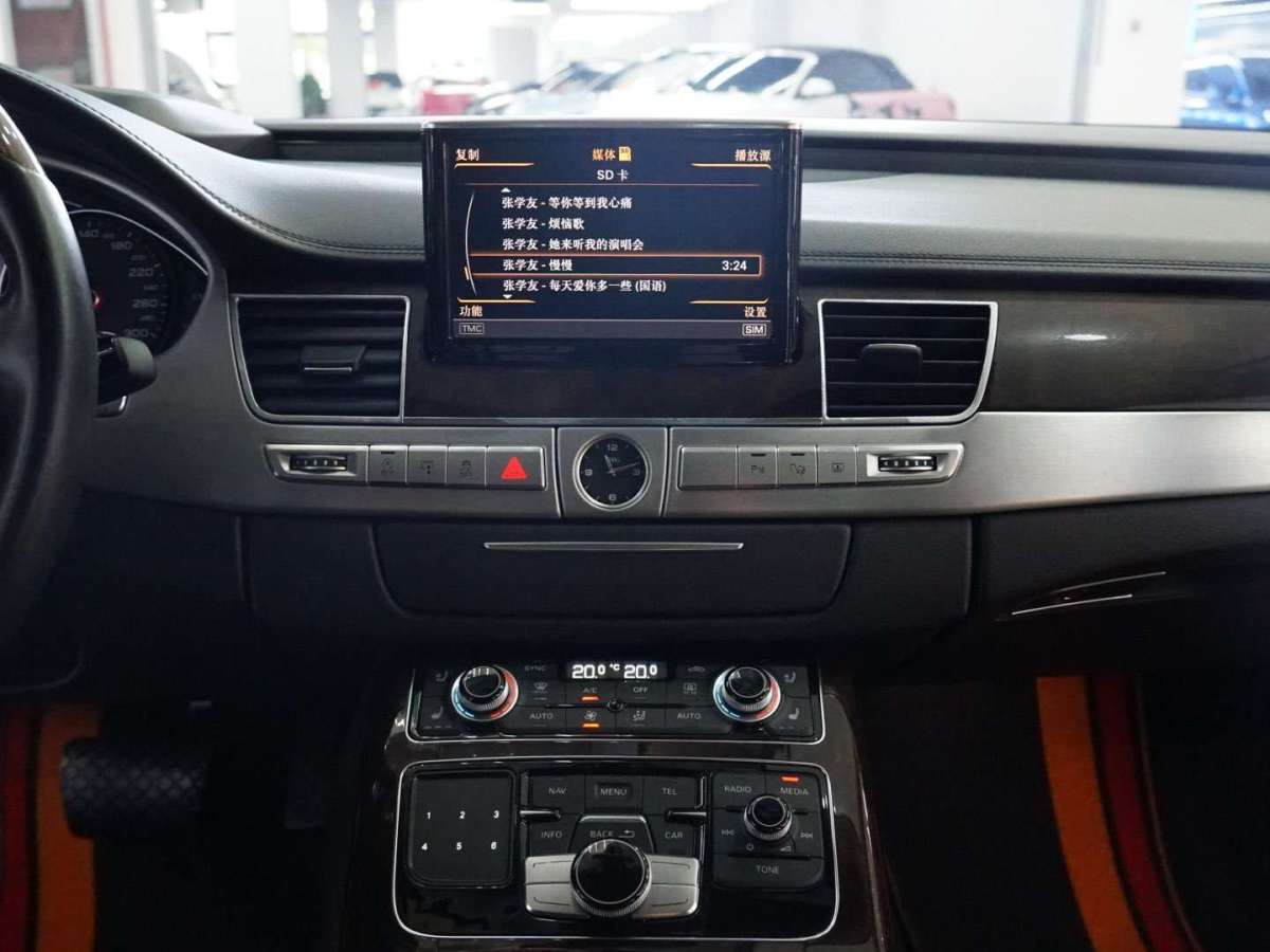2015年8月奥迪 奥迪A8  2014款 A8L 50 TFSI quattro豪华型