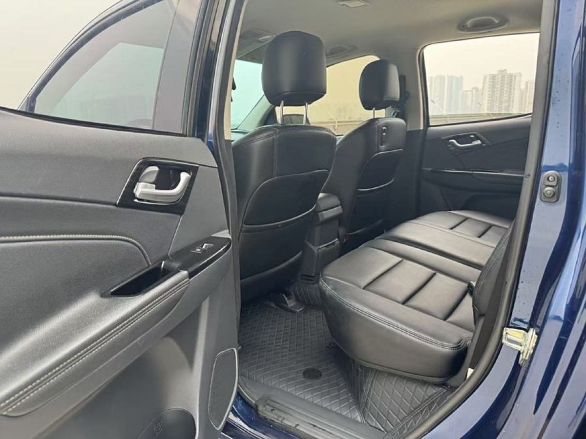 五十鈴 D-MAX  2019款 1.9T四驅(qū)自動舒享型 國VI RZ4E Hi-Power圖片