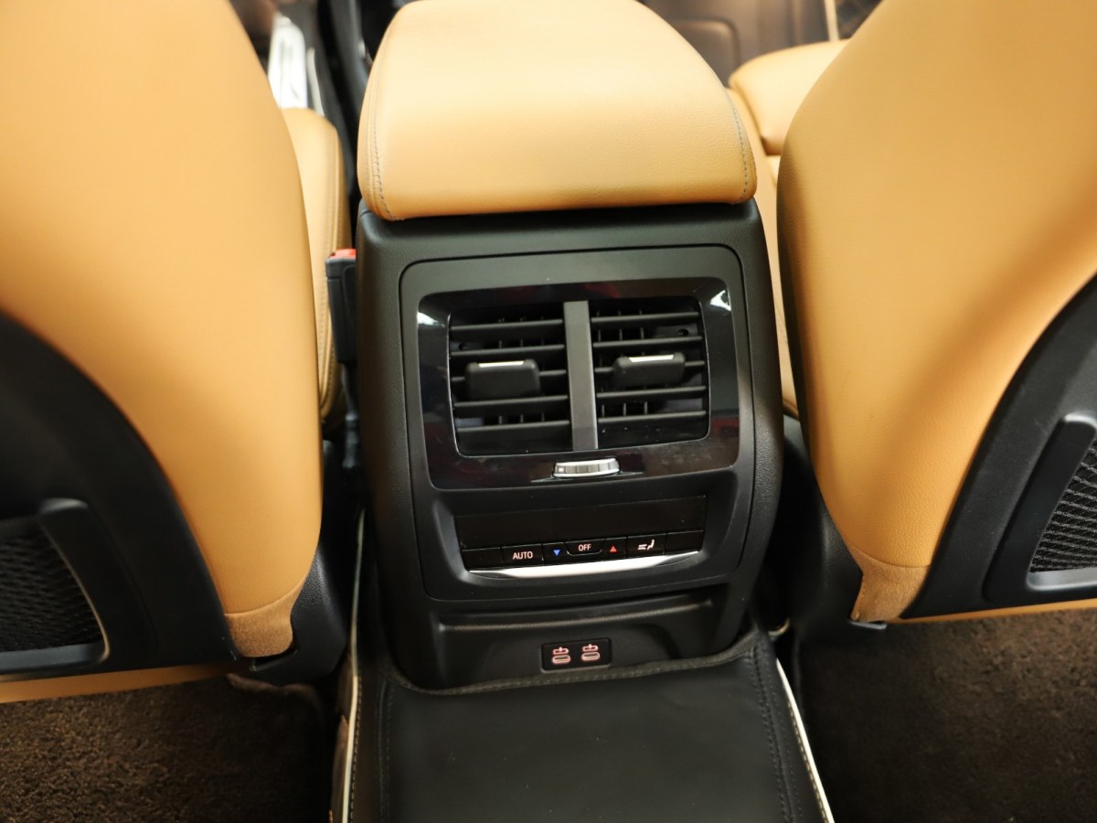 2020年10月宝马 宝马X3  2021款 xDrive30i 领先型 M运动套装