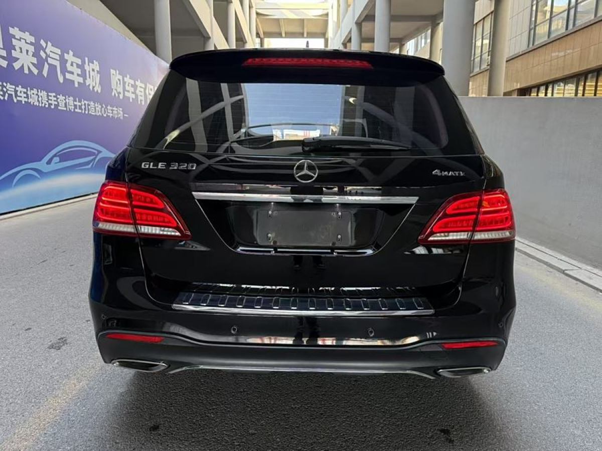 奔馳 奔馳GLE  2017款 GLE 320 4MATIC 動感型圖片