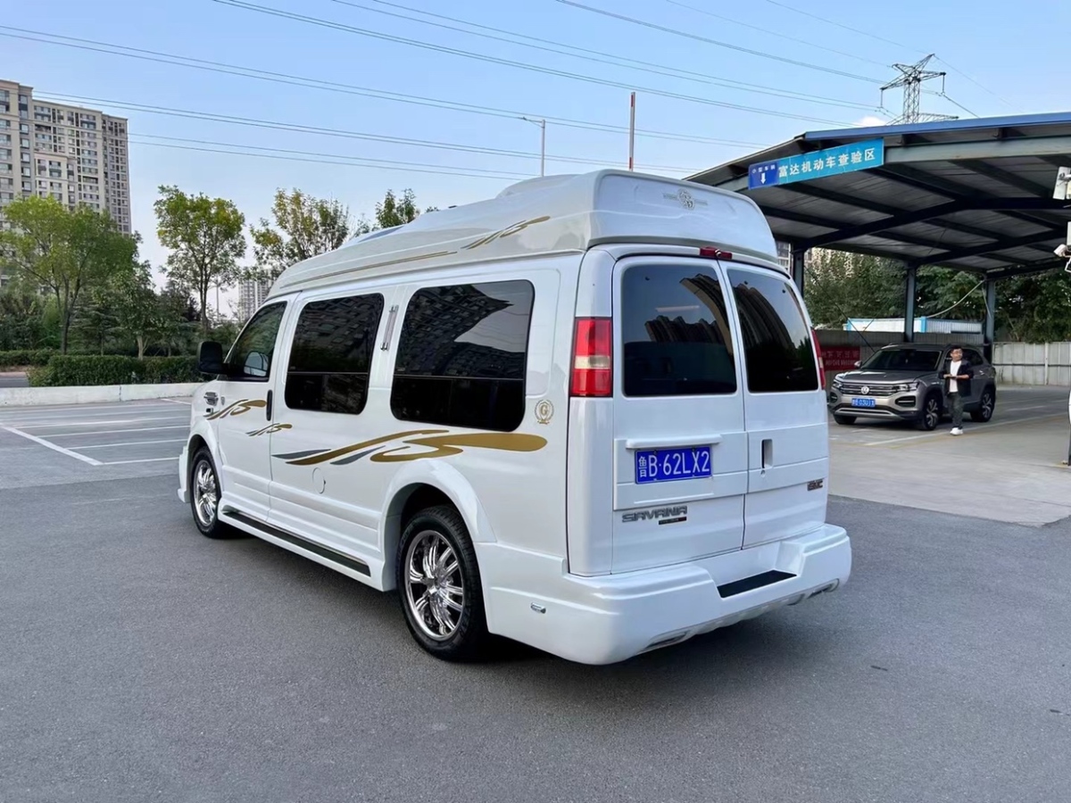 GMC SAVANA  2015款 5.3L 四驅(qū)行政版圖片