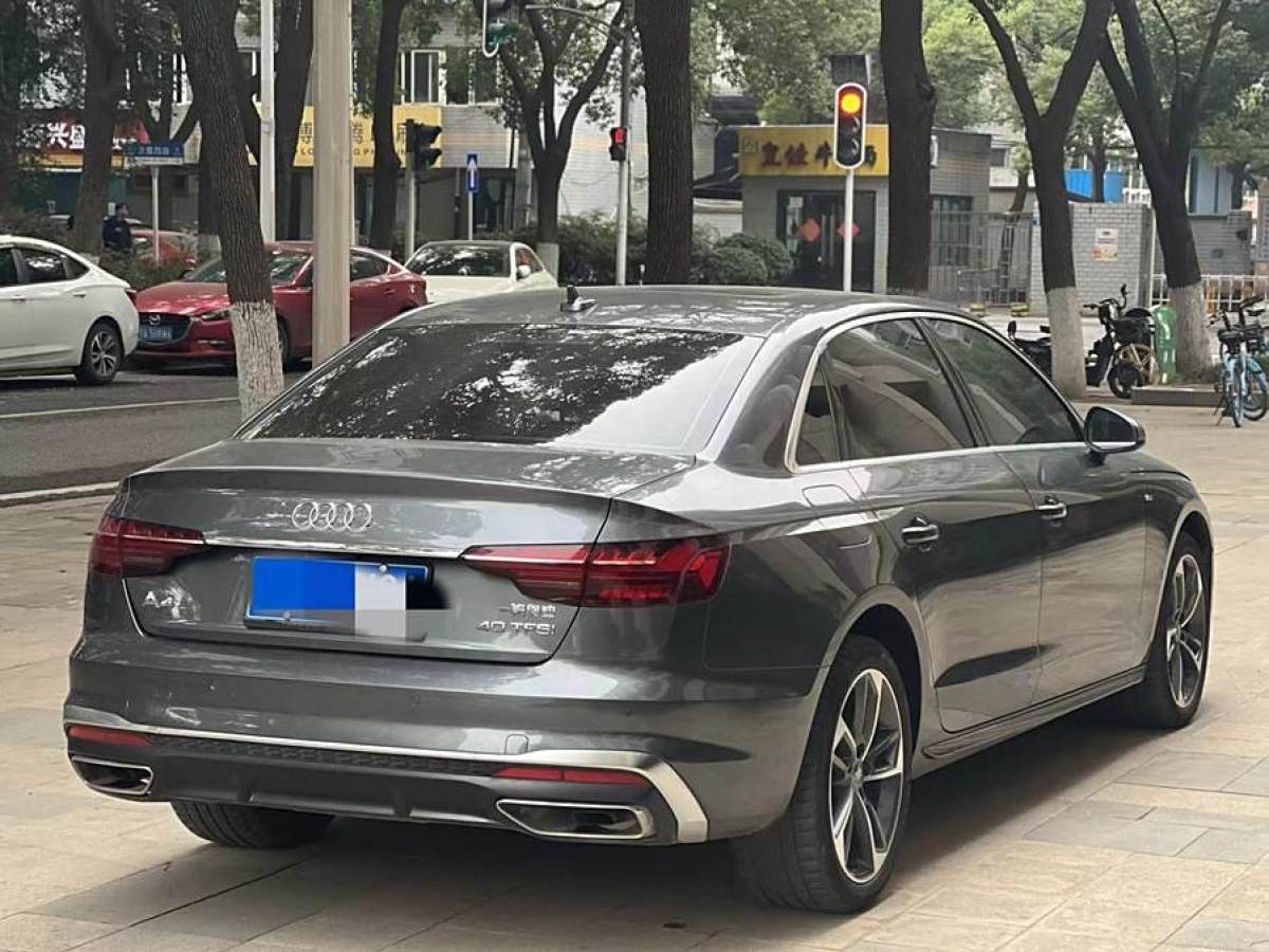 奧迪 奧迪A4L  2022款 40 TFSI 時尚動感型圖片