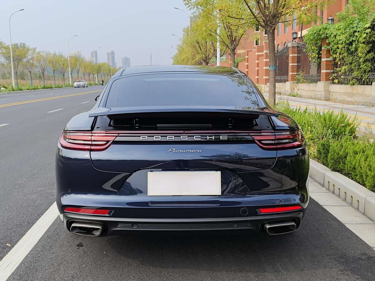 2018年9月保時捷 Panamera  2017款 Panamera 3.0T