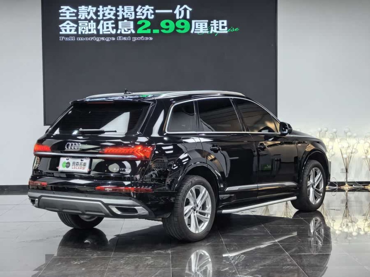 奧迪 奧迪Q7  2023款 45 TFSI quattro S line運(yùn)動型圖片
