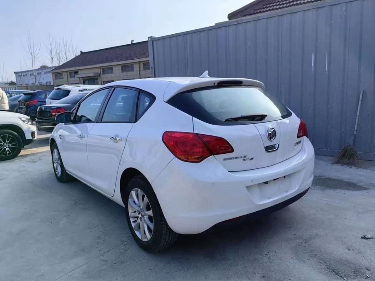 別克 英朗  2014款 XT 1.6L 自動(dòng)時(shí)尚版圖片