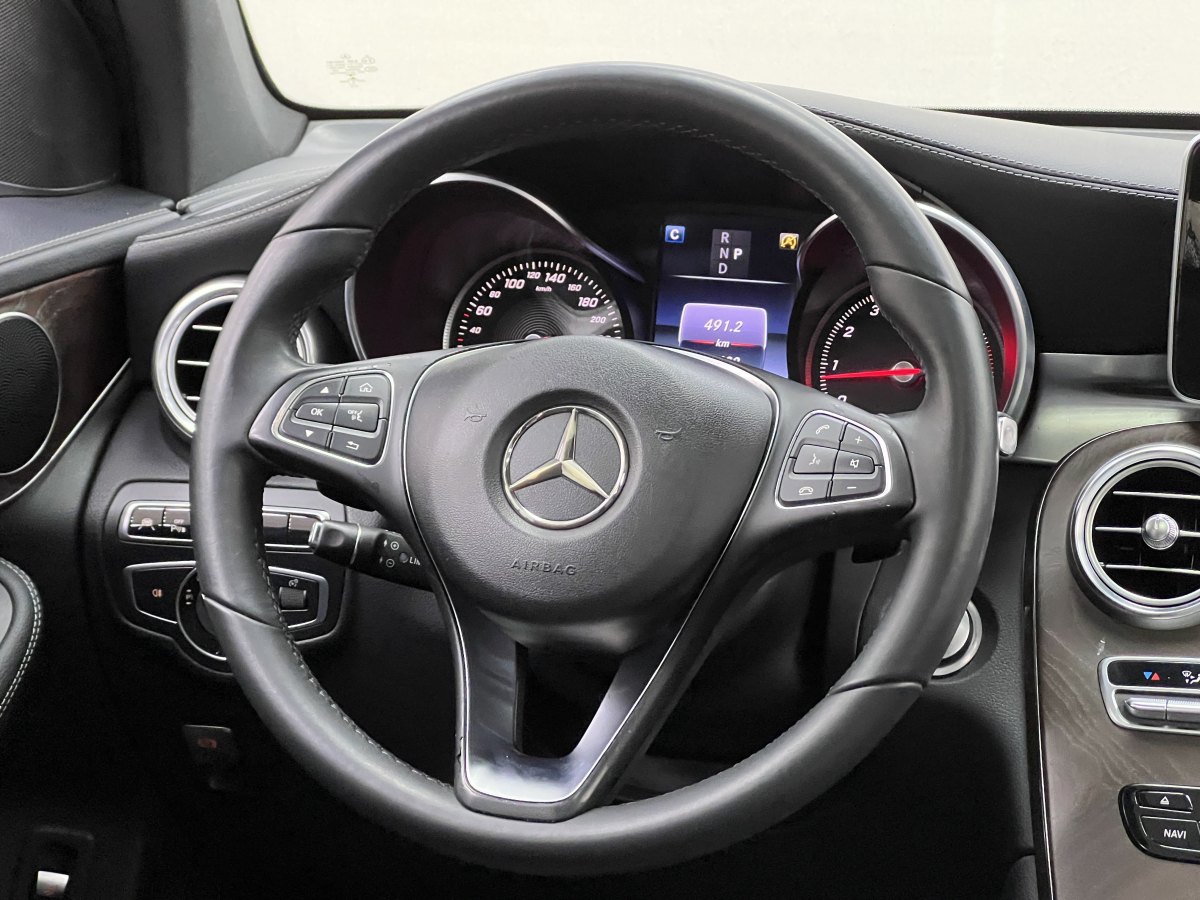 奔馳 奔馳GLC  2016款 GLC 300 4MATIC 動(dòng)感型圖片