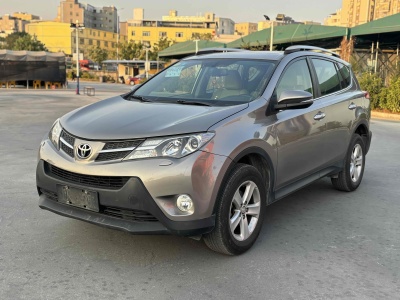 2013年4月 豐田 RAV4榮放 2.5L 自動(dòng)四驅(qū)精英版圖片