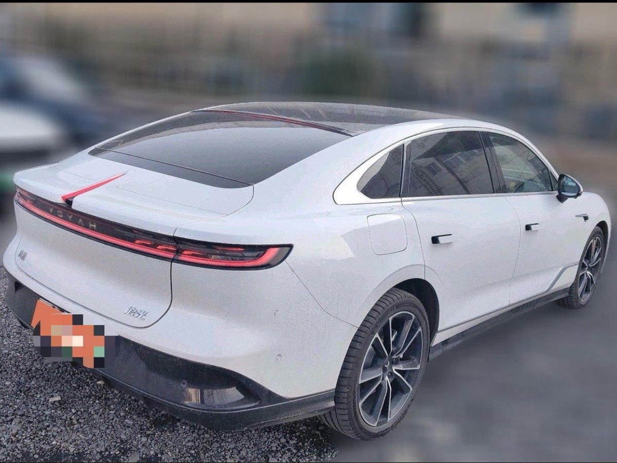 嵐圖 嵐圖追光  2024款 PHEV 四驅(qū)超長(zhǎng)續(xù)航旗艦版圖片