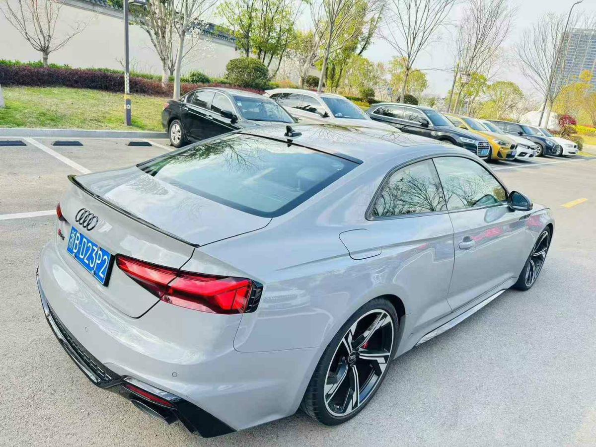 奧迪 奧迪RS 5  2021款 RS5 Coupe 暗金版圖片