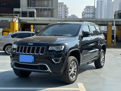 2015年10月 Jeep 大切諾基(進(jìn)口) 3.6L 精英導(dǎo)航版圖片