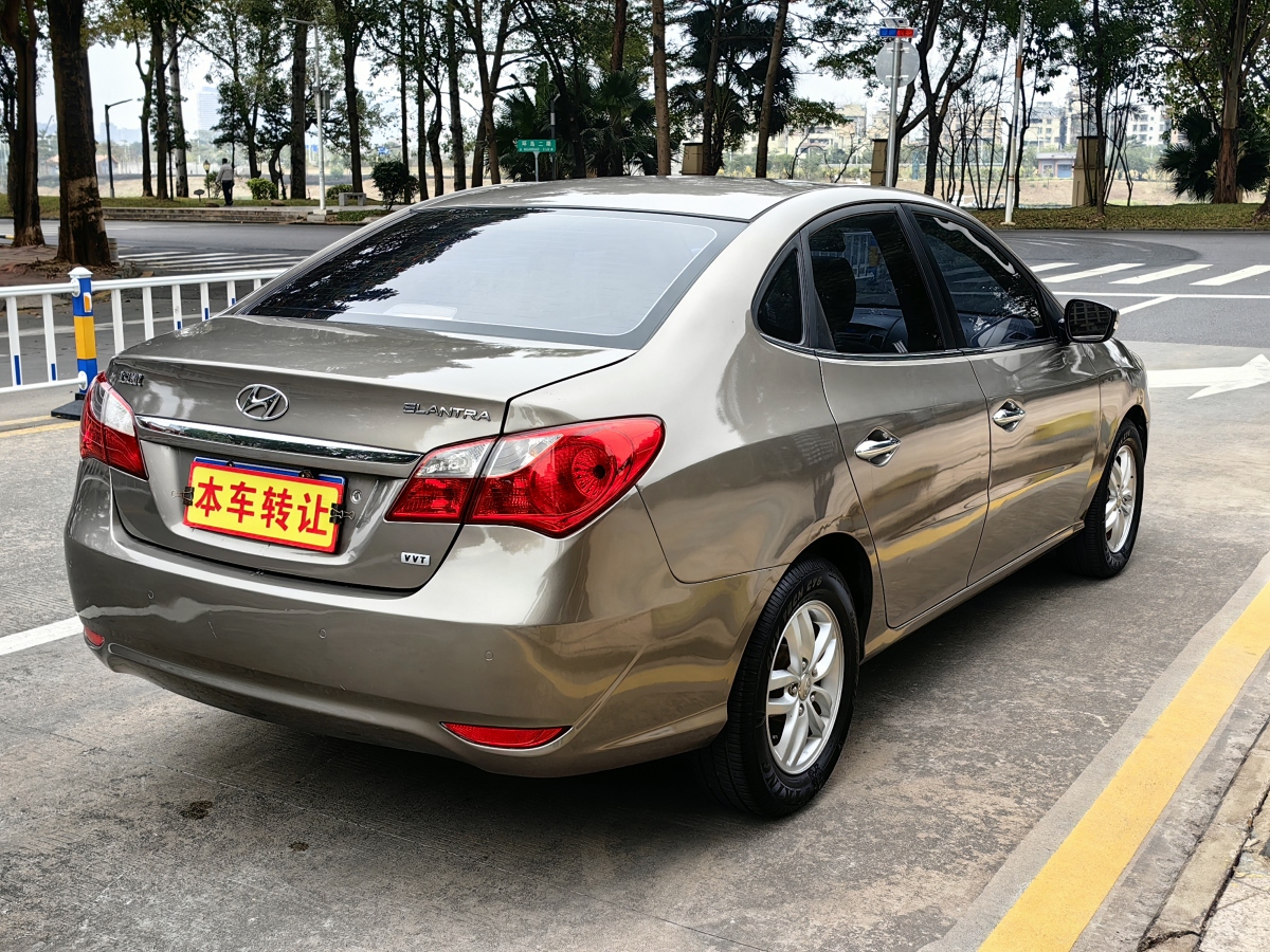 現(xiàn)代 悅動  2015款 1.6L 自動舒適型圖片