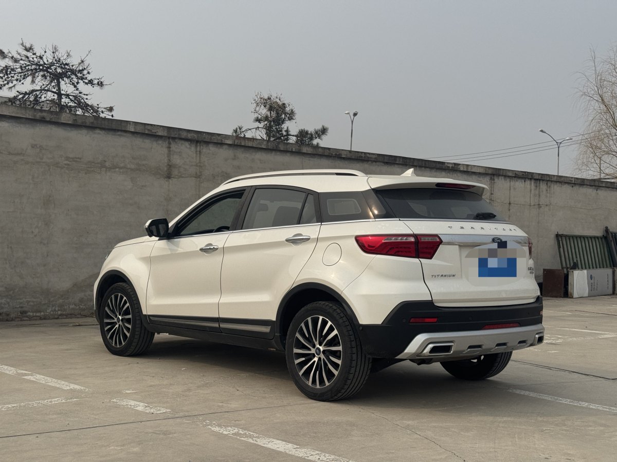 2019年7月福特 領(lǐng)界  2019款 EcoBoost 145 CVT尊領(lǐng)型PLUS