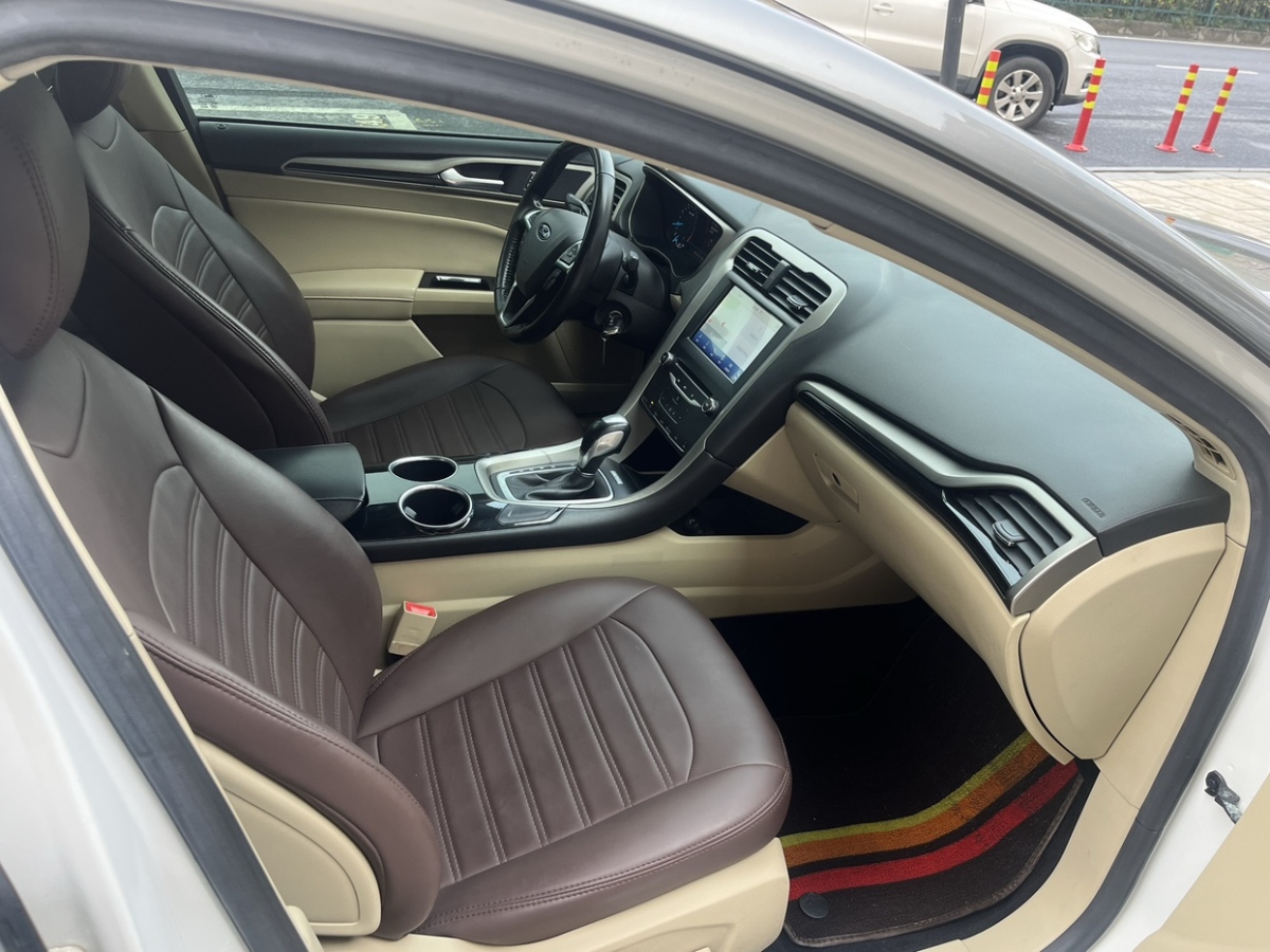 福特 蒙迪歐  2013款 1.5L GTDi180時(shí)尚型圖片