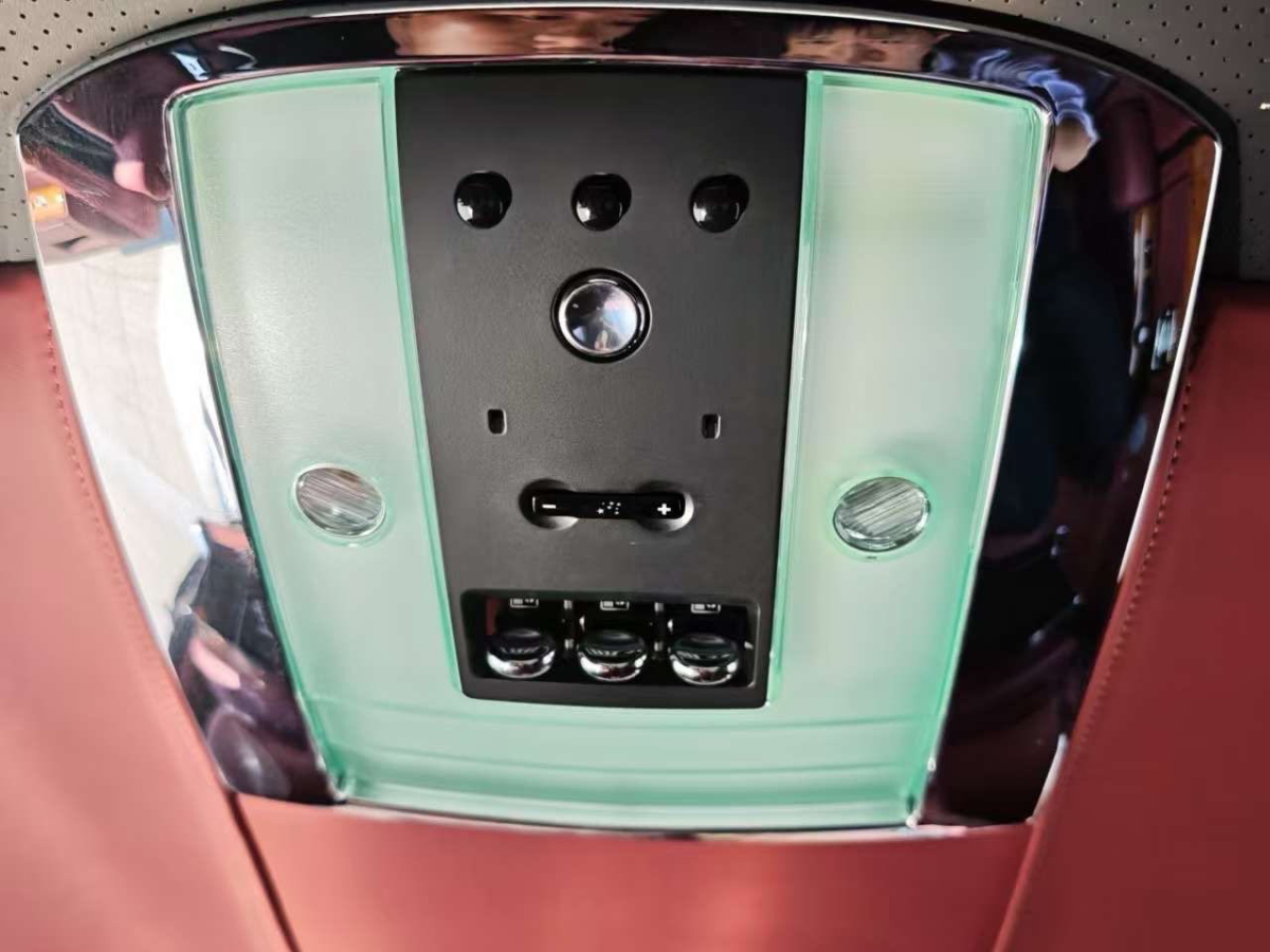 2014年2月勞斯萊斯 幻影  2013款 6.7L 加長版EWB