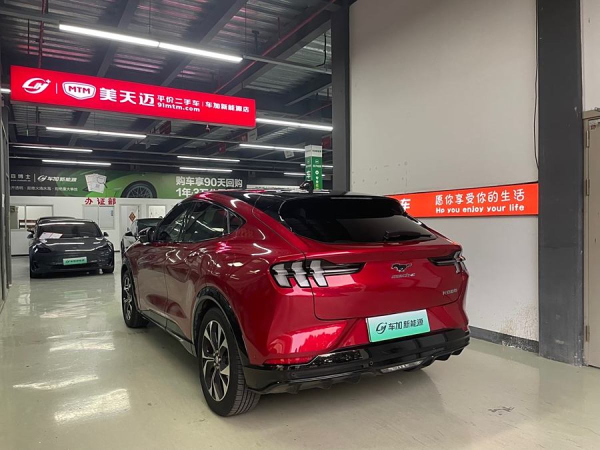 福特 Mustang Mach-E  2021款 長續(xù)航后驅版圖片