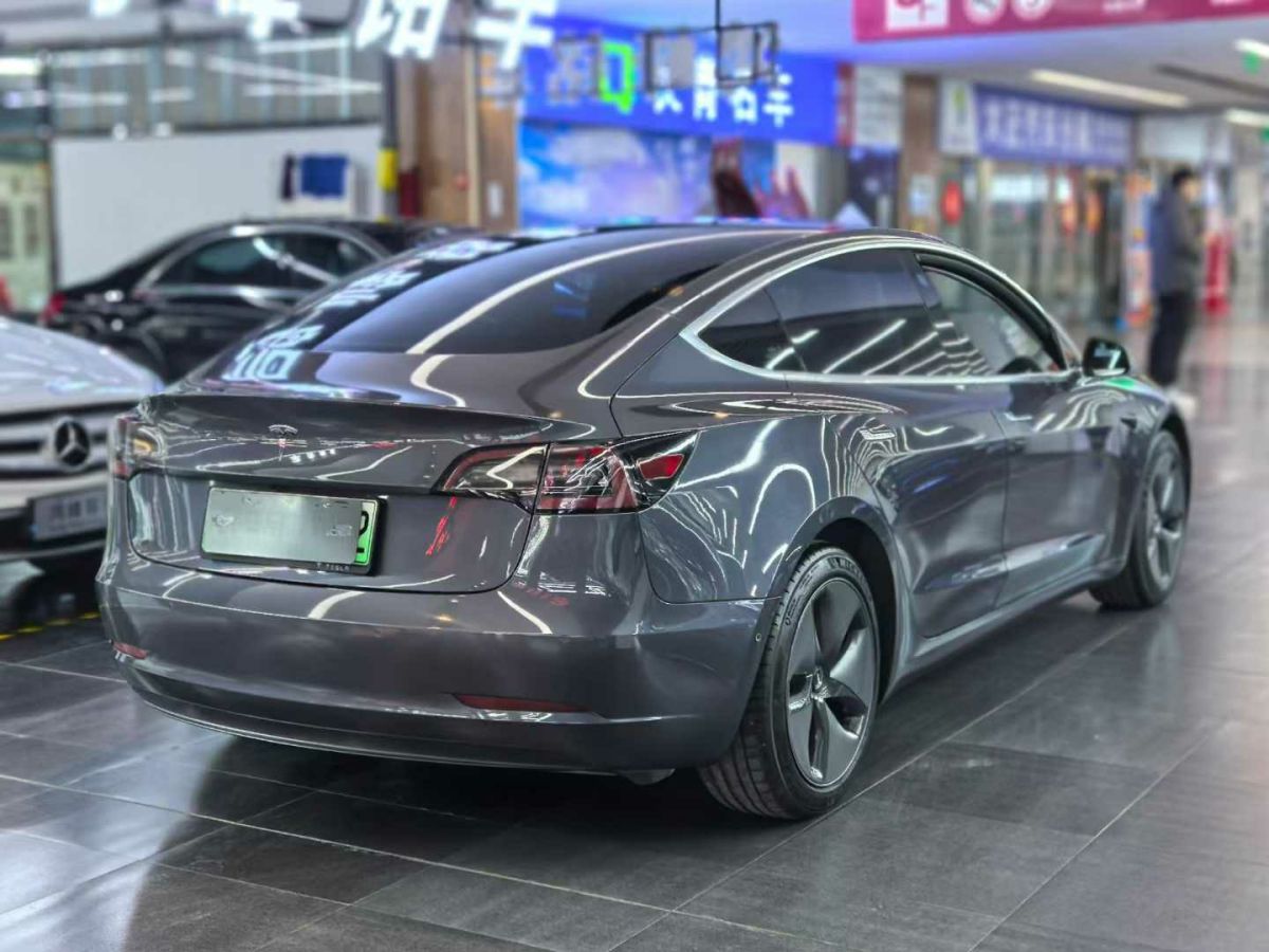 特斯拉 Model S  2021款 Plaid Plus 版圖片