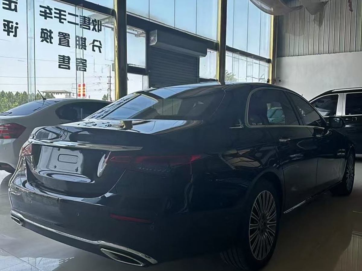 奔馳 奔馳E級(jí)  2023款 改款 E 300 L 豪華型圖片