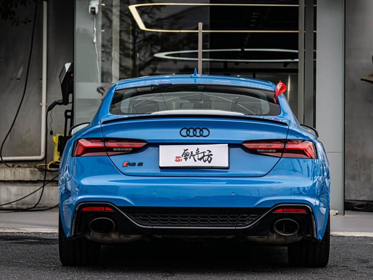 奧迪 奧迪RS 5  2021款 RS5 Sportback 暗金版圖片