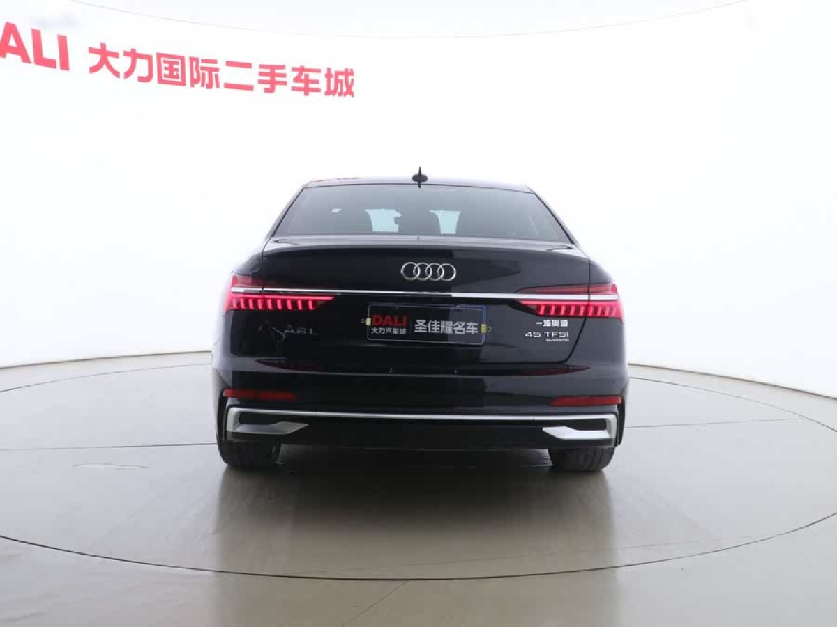 奧迪 奧迪A6L  2022款 45 TFSI quattro 臻選動感型圖片