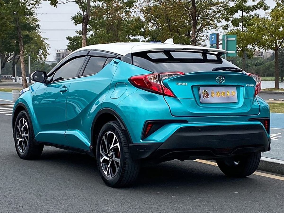 豐田 C-HR  2018款 2.0L 領(lǐng)先版 國(guó)V圖片