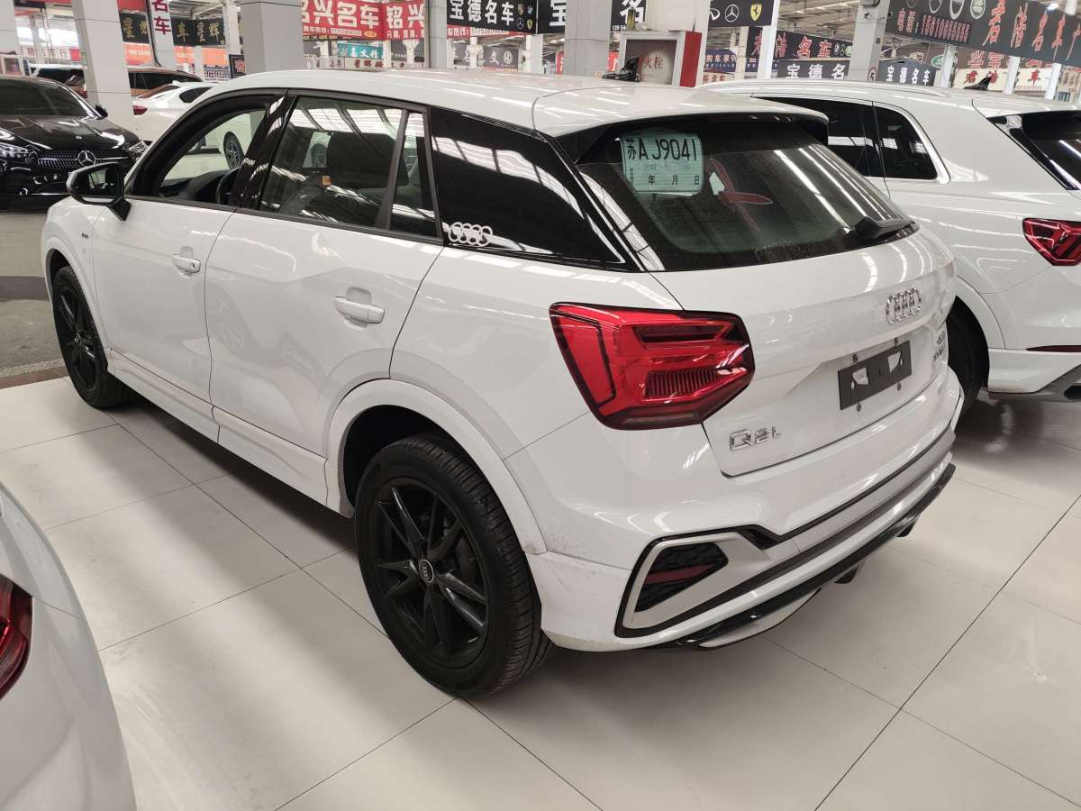 奧迪 奧迪Q2L  2022款 35 TFSI 進取致雅型圖片