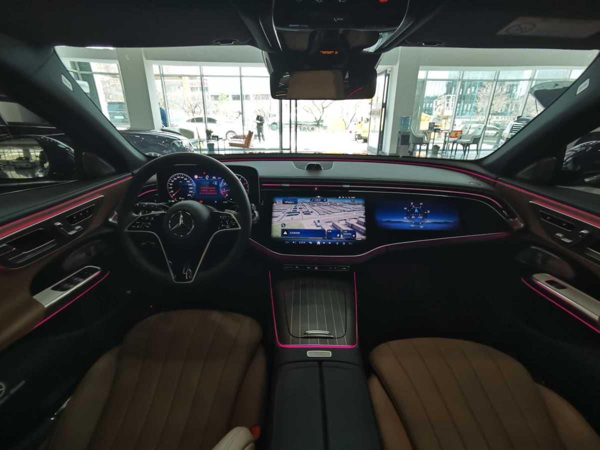 奔馳 奔馳E級  2024款 E 300 L 豪華型圖片