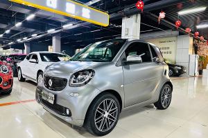 fortwo smart 1.0L 52千瓦灰引力特別版