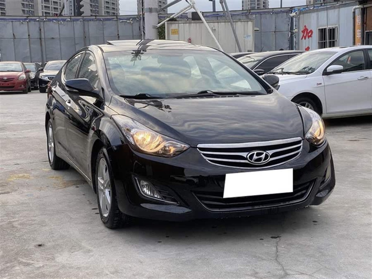 現(xiàn)代 朗動(dòng)  2012款 1.6L 自動(dòng)尊貴型圖片