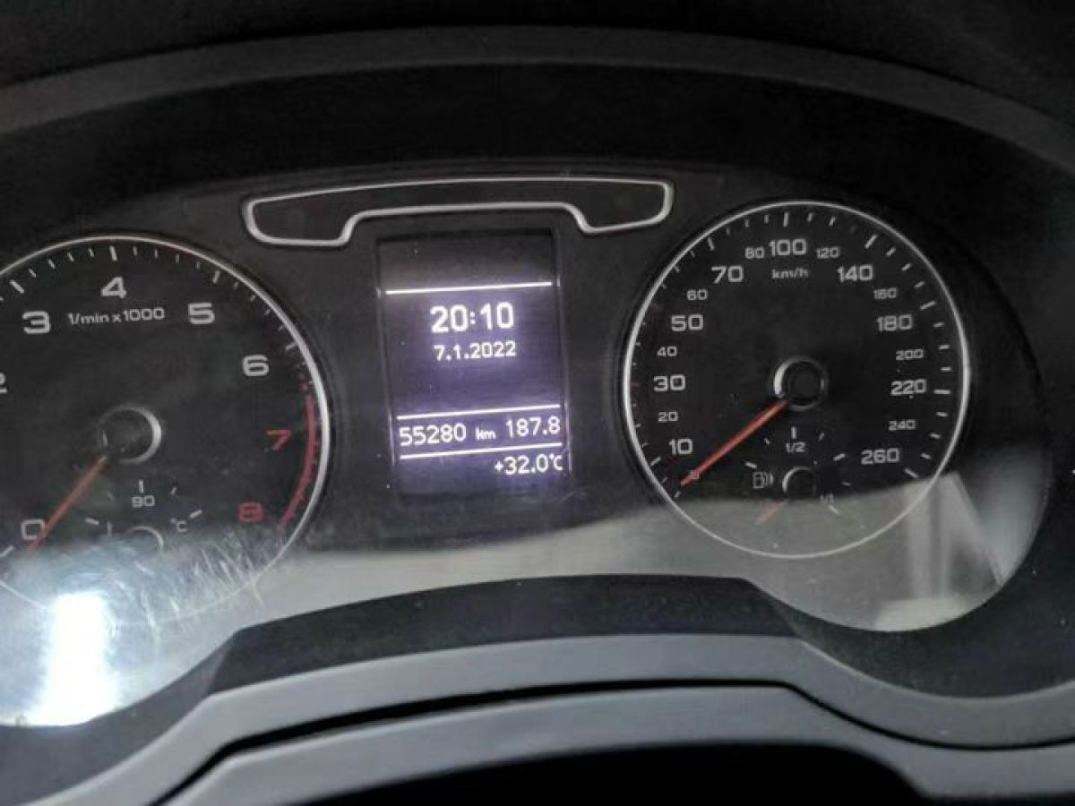 奧迪 奧迪Q3  2015款 Q3 2.0TFSI 35TFSI quattro 技術(shù)型圖片