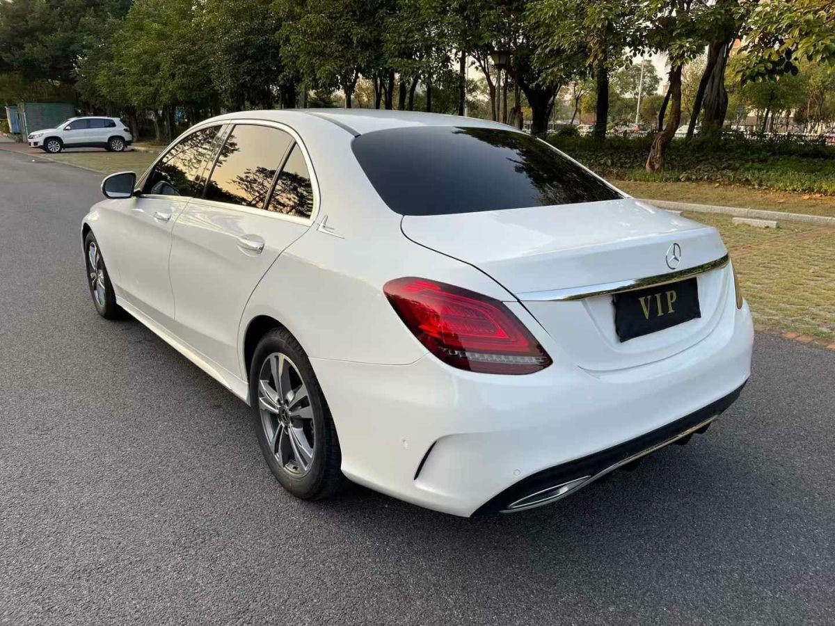 奔馳 奔馳GLE  2020款  GLE 350 4MATIC 時尚型圖片