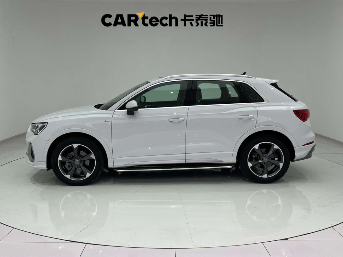 奧迪 奧迪Q3  2020款 35 TFSI 時(shí)尚動(dòng)感型圖片