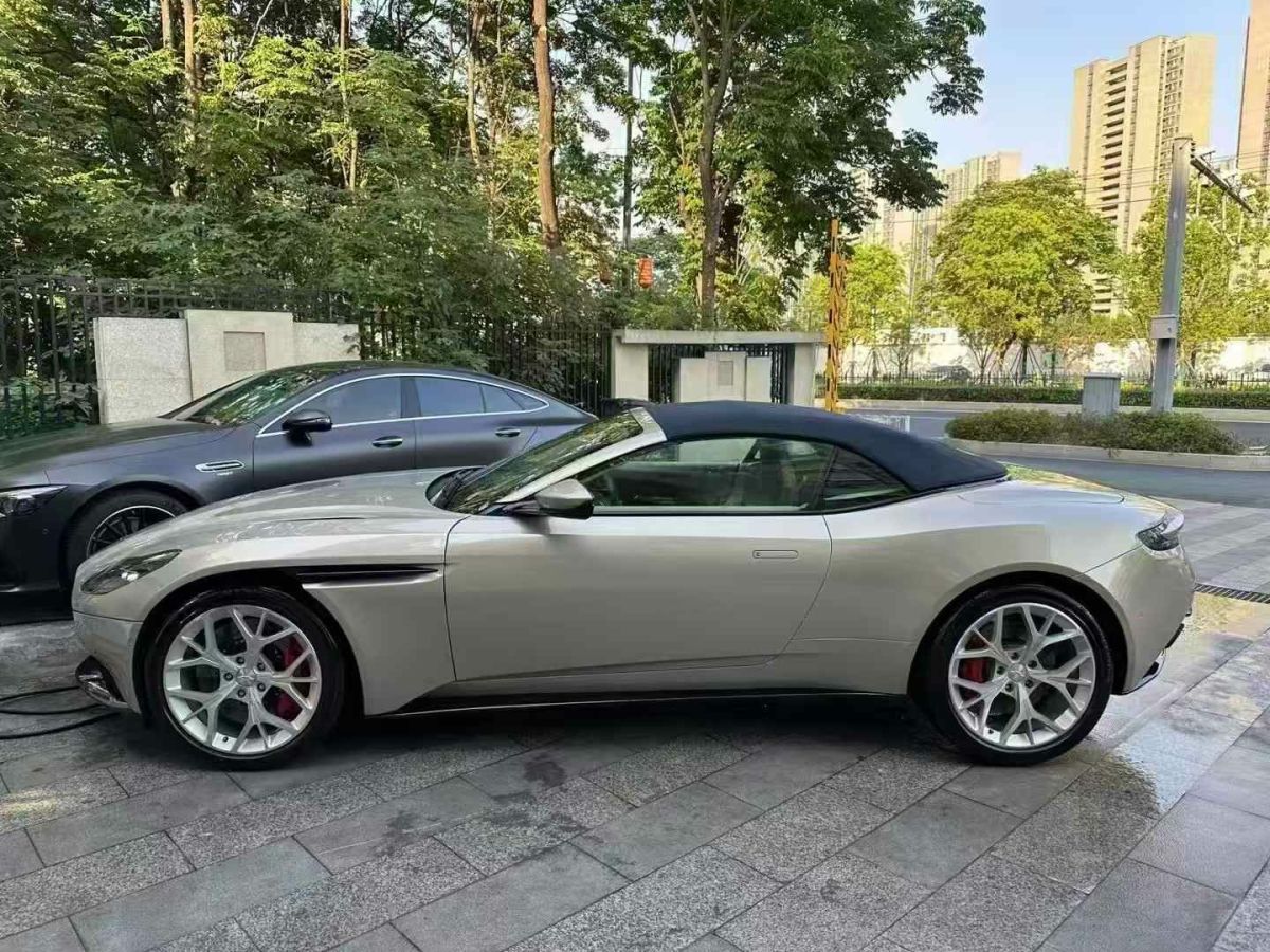 阿斯頓·馬丁 阿斯頓?馬丁DB11  2019款 4.0T V8 Coupe圖片