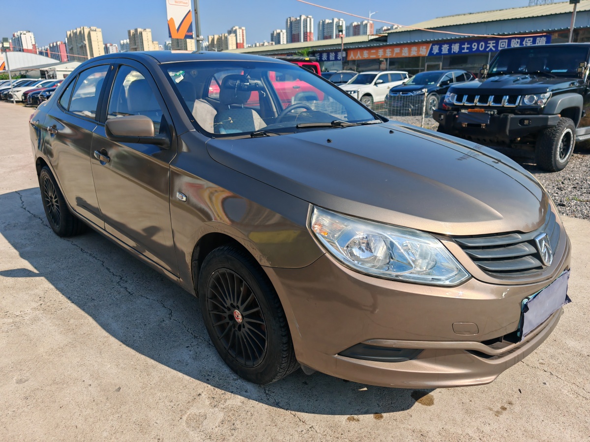 寶駿 630  2011款 1.5L 手動(dòng)舒適型圖片