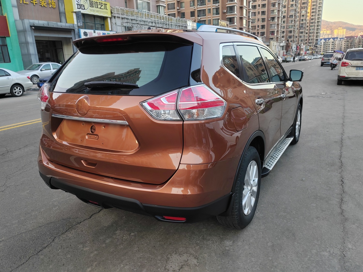 日產(chǎn) 奇駿  2014款 2.5L CVT豪華版 4WD圖片