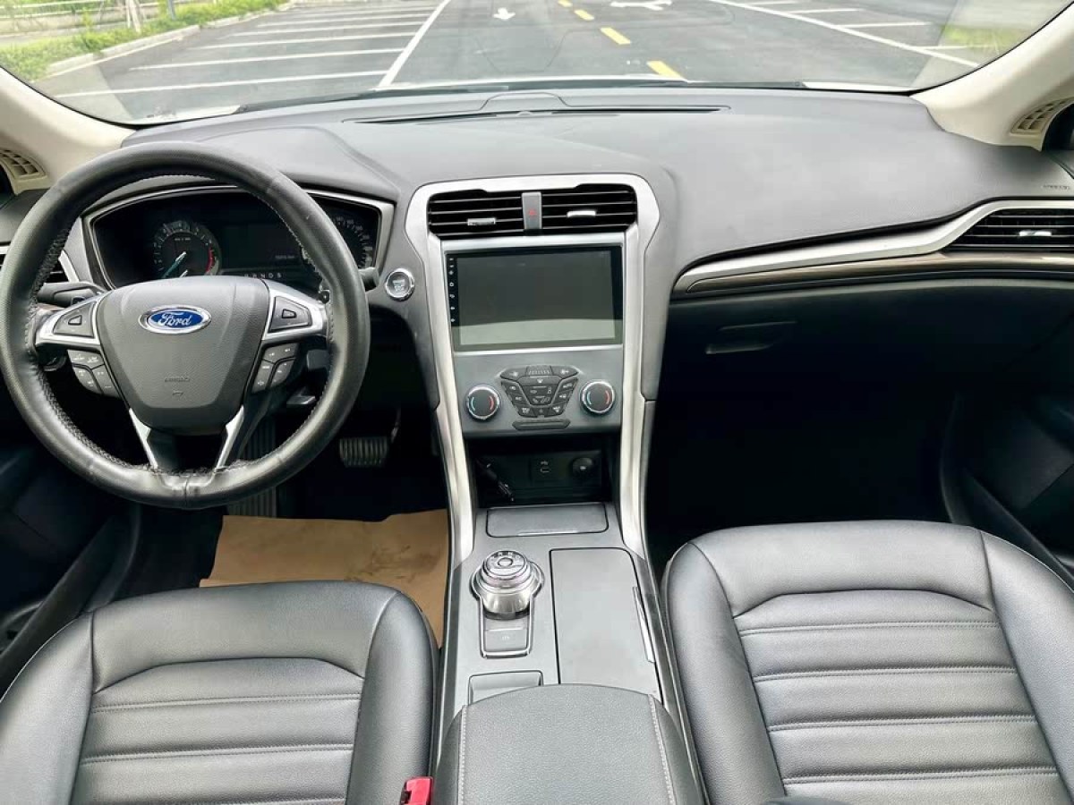 福特 蒙迪歐  2018款 EcoBoost 180 智控時(shí)尚型 國(guó)VI圖片