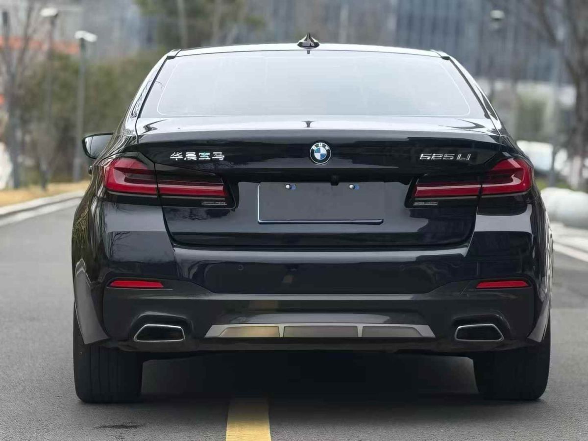 寶馬 寶馬5系  2023款 530Li xDrive 豪華套裝圖片