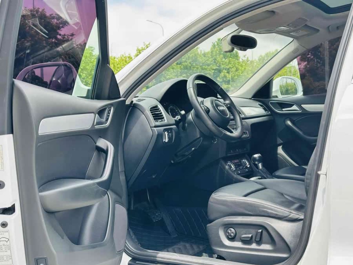 奧迪 奧迪Q3  2015款 35 TFSI quattro 技術(shù)型圖片