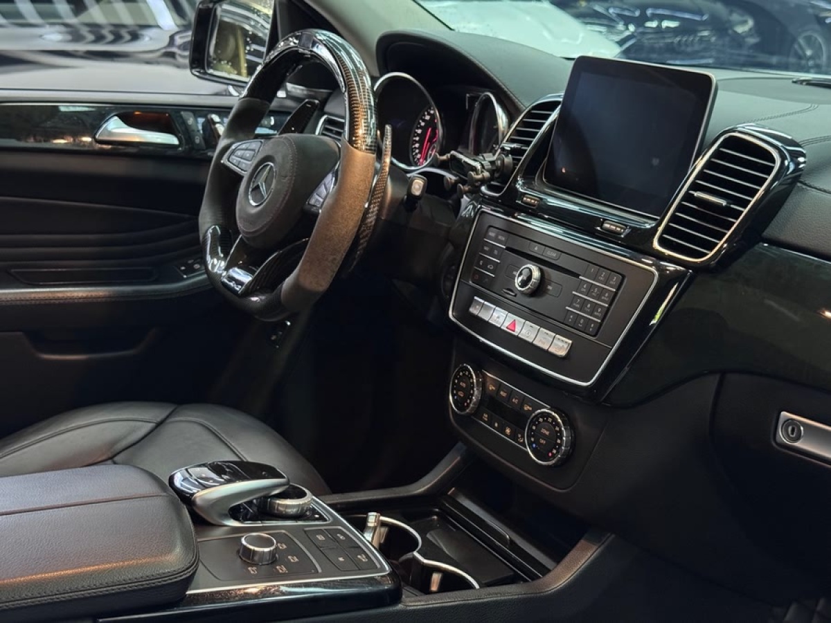 奔馳 奔馳GLE轎跑 AMG  2018款 AMG GLE 43 4MATIC 轎跑SUV 幻橙特別版圖片
