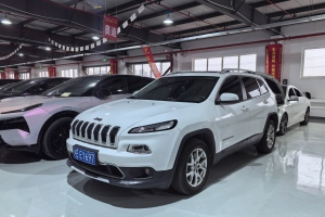 自由光 Jeep 2.4L 領(lǐng)先智能版